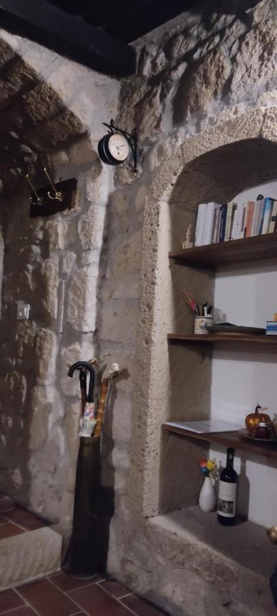 Apartament La Chascona Di Farnese Casa Di Tufo Nel Borgo Zewnętrze zdjęcie